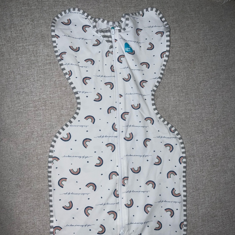 Love to Dream Swaddle size small